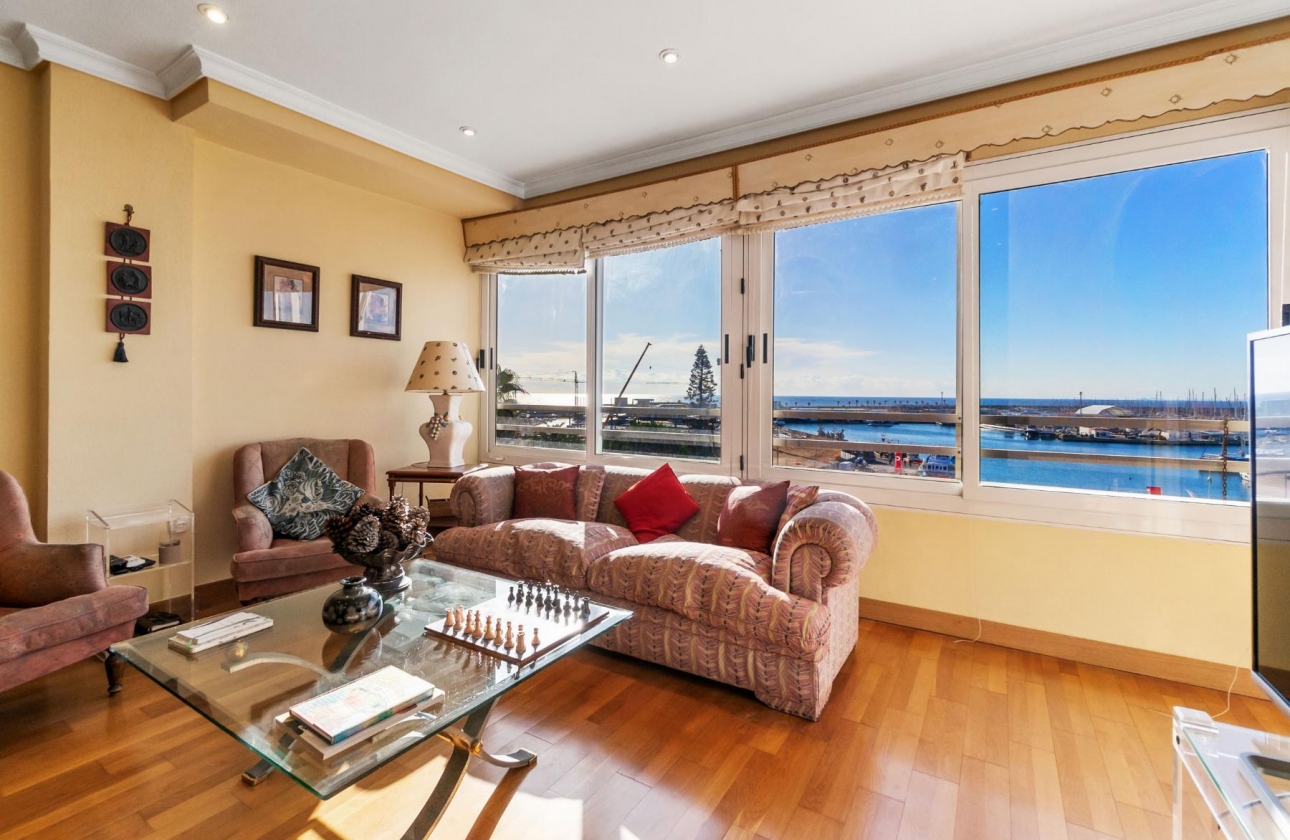 Rynek wtórny - Apartament - Torrevieja - CLUB NAUTICO TORREVIEJA