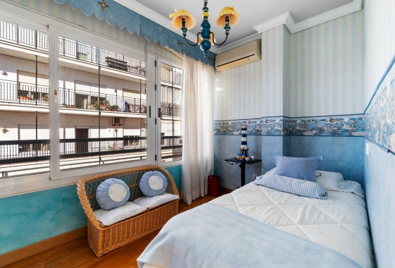 Rynek wtórny - Apartament - Torrevieja - CLUB NAUTICO TORREVIEJA