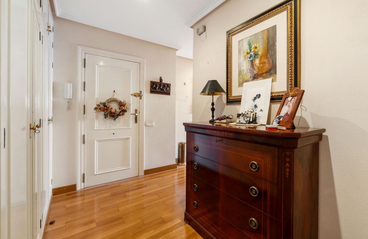 Rynek wtórny - Apartament - Torrevieja - CLUB NAUTICO TORREVIEJA