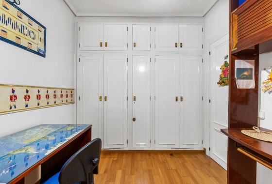 Rynek wtórny - Apartament - Torrevieja - CLUB NAUTICO TORREVIEJA