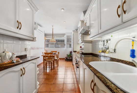 Rynek wtórny - Apartament - Torrevieja - CLUB NAUTICO TORREVIEJA