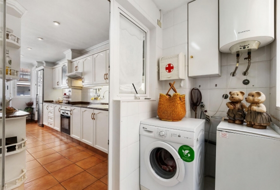 Rynek wtórny - Apartament - Torrevieja - CLUB NAUTICO TORREVIEJA