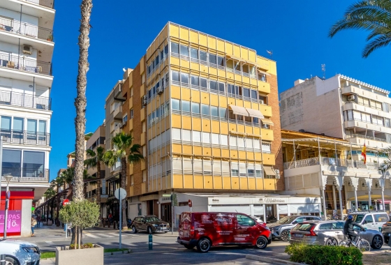 Rynek wtórny - Apartament - Torrevieja - CLUB NAUTICO TORREVIEJA
