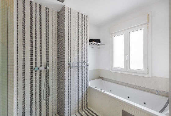 Reventa - Apartment - Torrevieja - Paseo maritimo