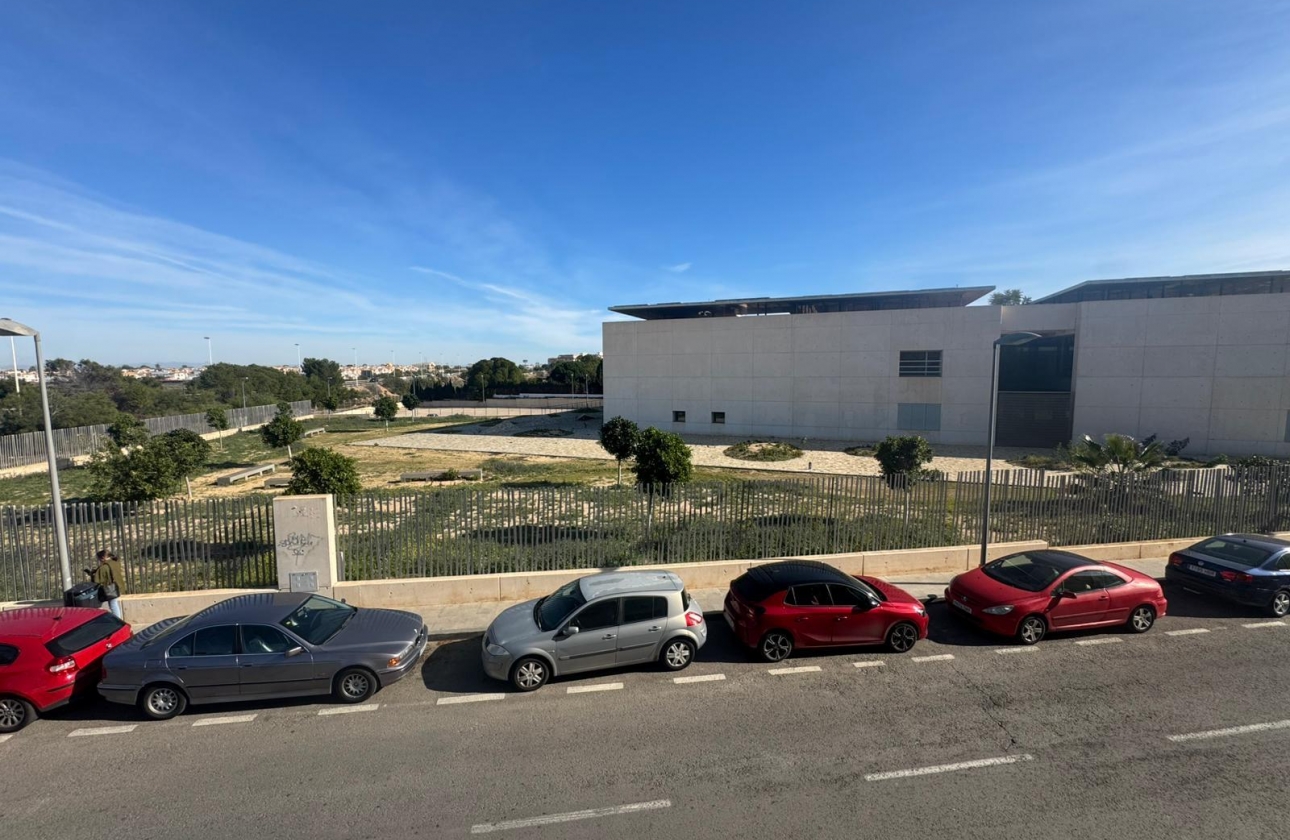 Rynek wtórny - Apartament - Torrevieja - Acequion