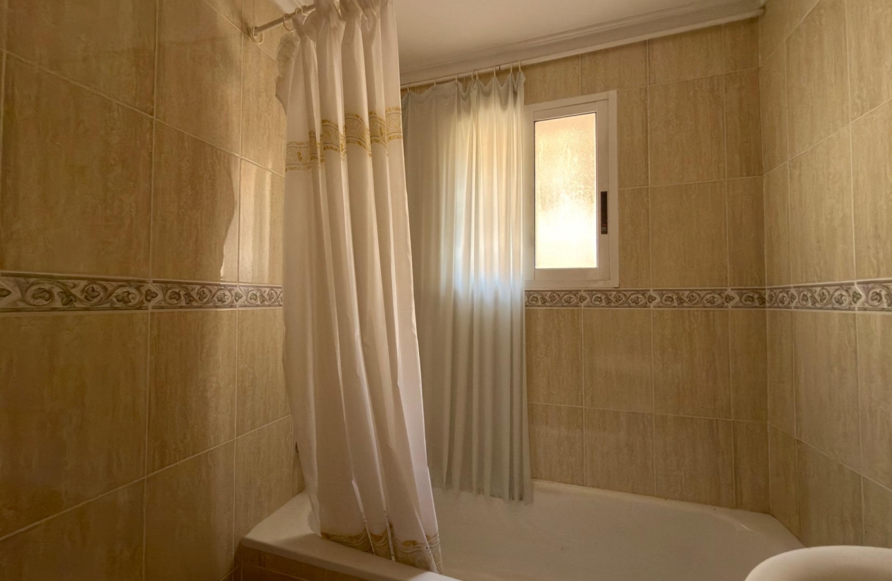 Rynek wtórny - Apartament - Torrevieja - Playa de los Locos