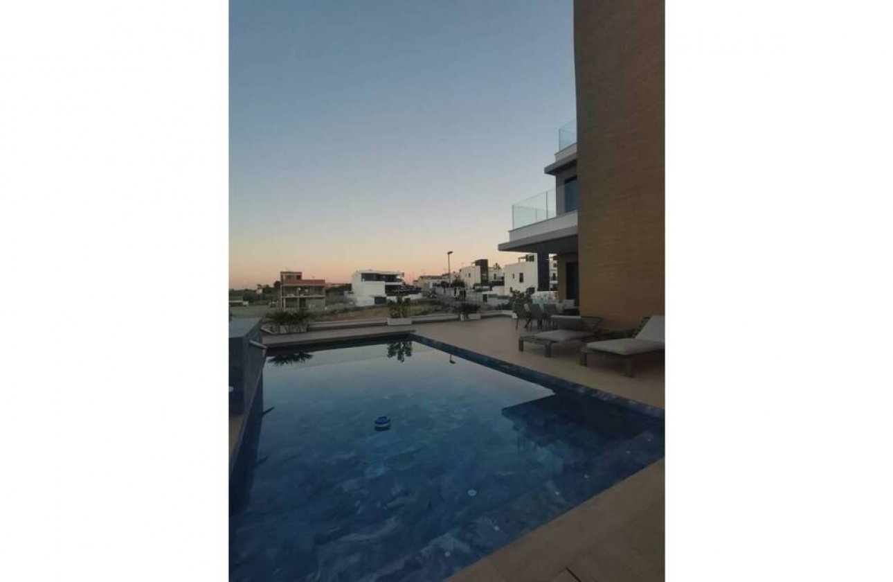 Rynek pierwotny - Villa - Orihuela Costa - Campoamor