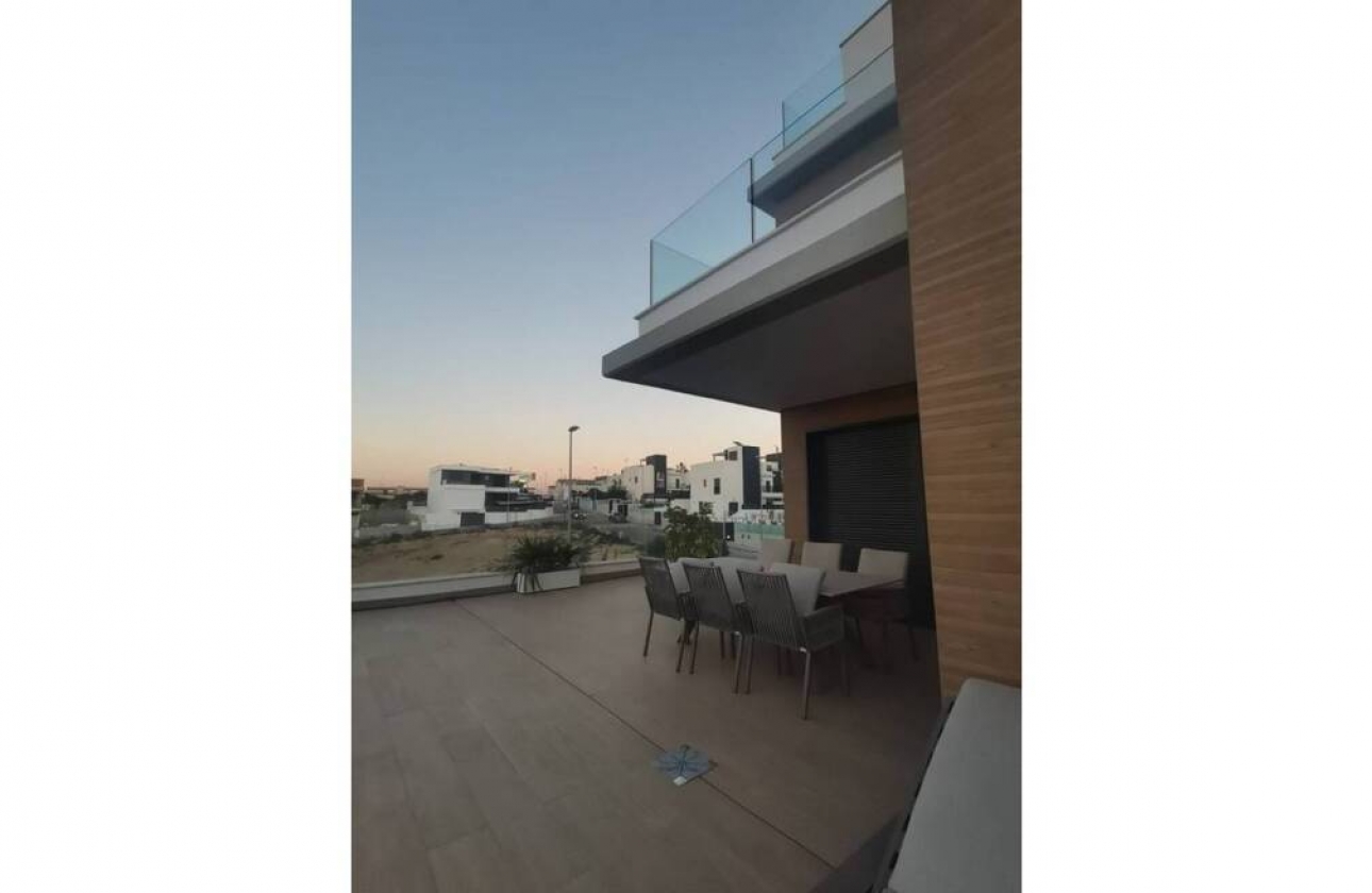 Rynek pierwotny - Villa - Orihuela Costa - Campoamor