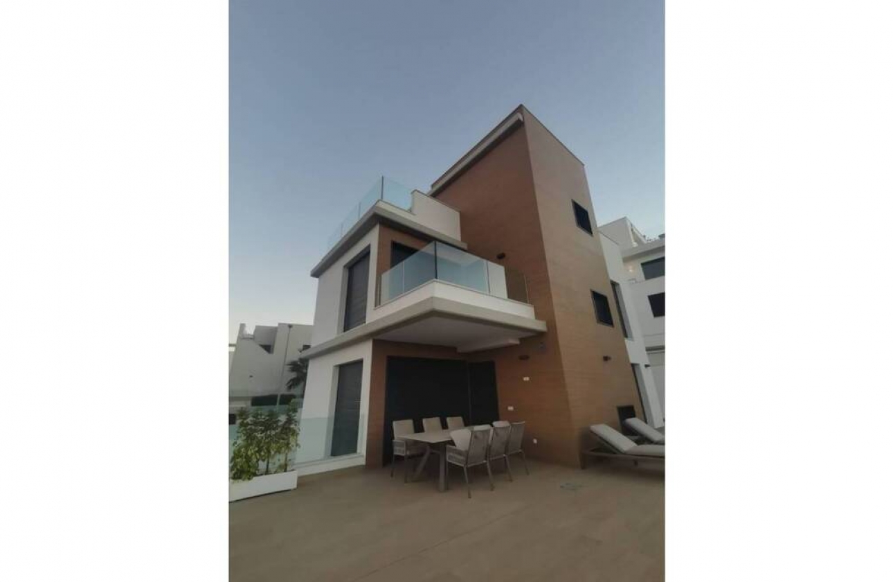 Rynek pierwotny - Villa - Orihuela Costa - Campoamor