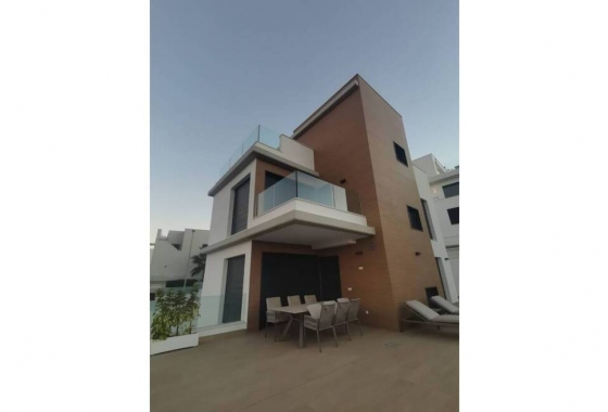 Rynek pierwotny - Villa - Orihuela Costa - Campoamor