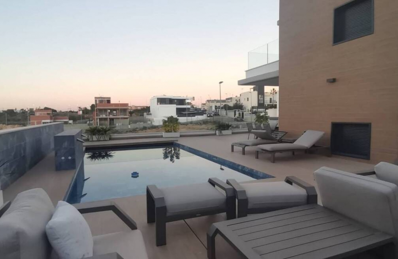 Rynek pierwotny - Villa - Orihuela Costa - Campoamor