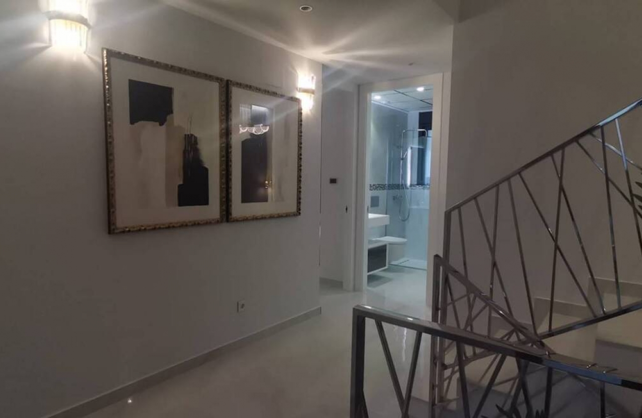 Rynek pierwotny - Villa - Orihuela Costa - Campoamor