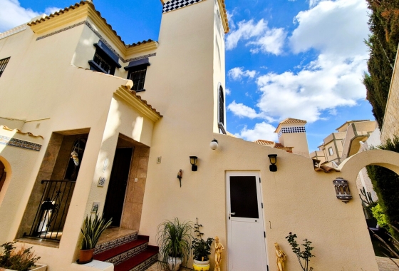 Rynek wtórny - Villa - Orihuela Costa - Villamartín