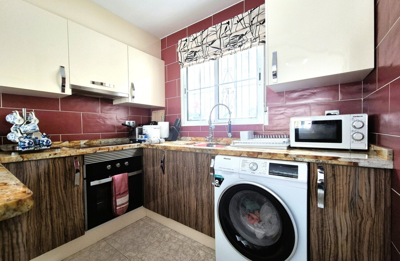 Rynek wtórny - Villa - Orihuela Costa - Villamartín