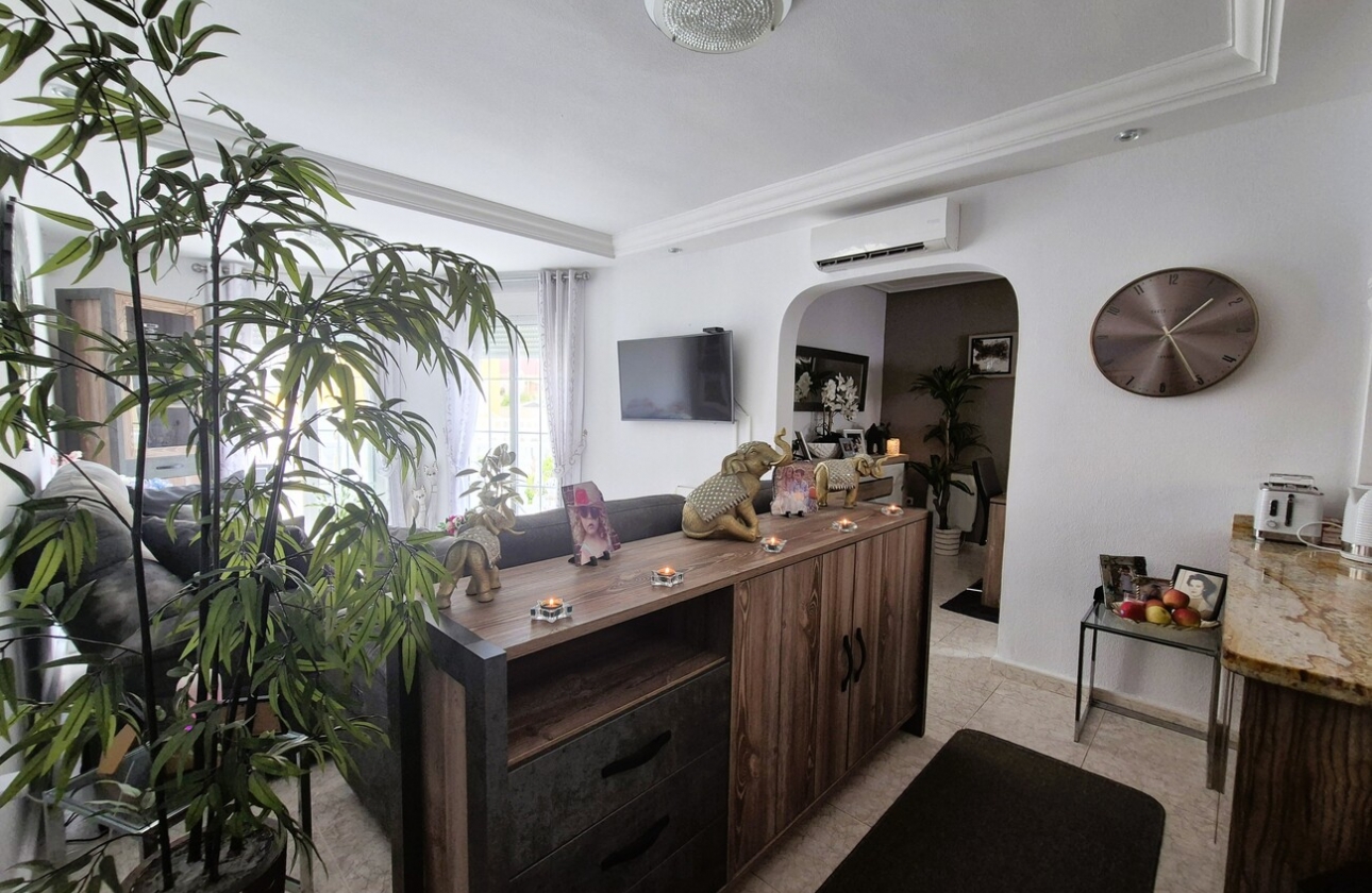 Rynek wtórny - Villa - Orihuela Costa - Villamartín