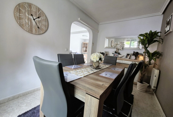 Rynek wtórny - Villa - Orihuela Costa - Villamartín