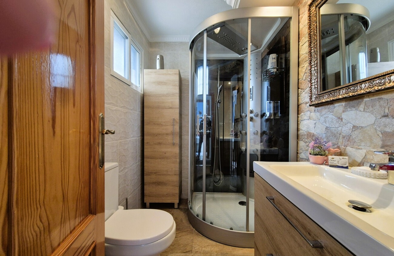 Rynek wtórny - Villa - Orihuela Costa - Villamartín