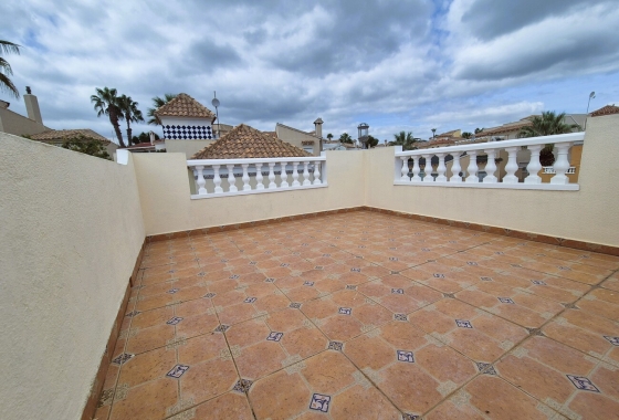 Rynek wtórny - Villa - Orihuela Costa - Villamartín