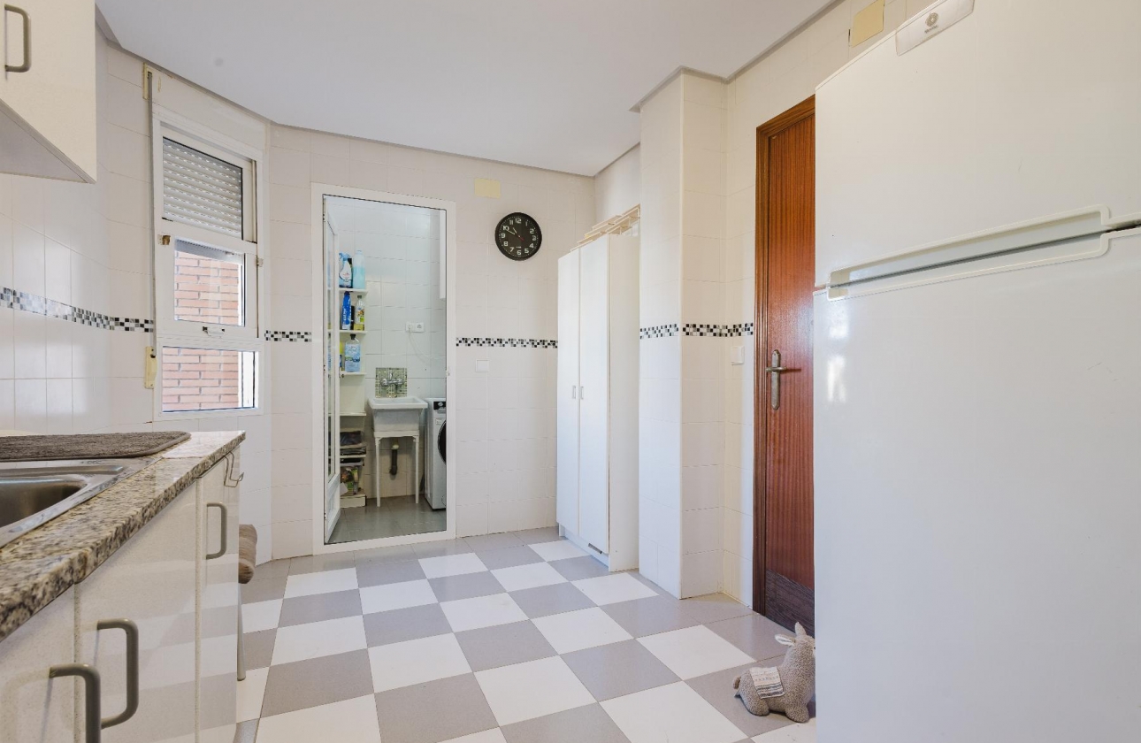 Reventa - Apartment - San Miguel de Salinas