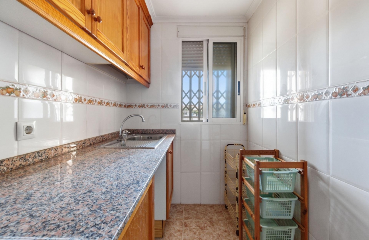 Rynek wtórny - Apartament - Torrevieja - Playa de los Locos
