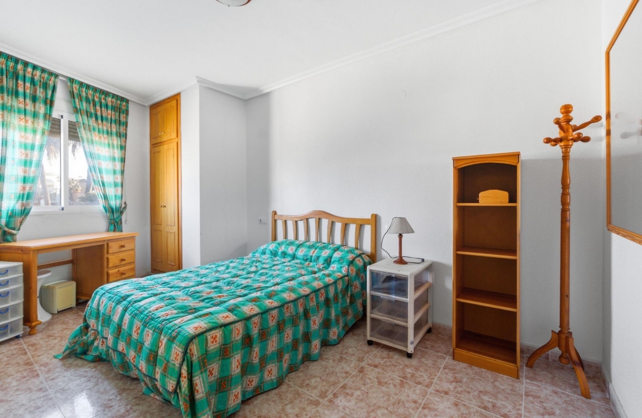 Rynek wtórny - Apartament - Torrevieja - Playa de los Locos
