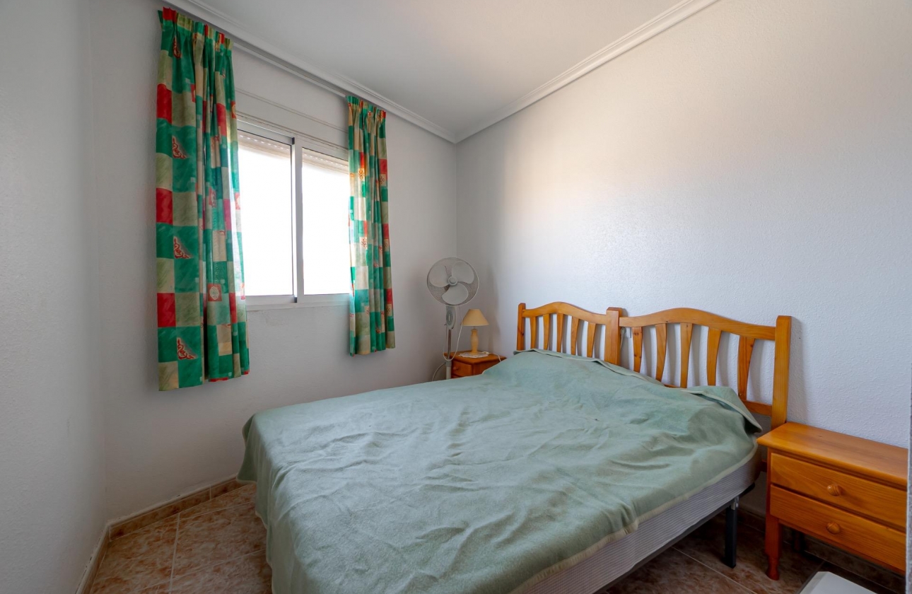 Rynek wtórny - Apartament - Torrevieja - Playa de los Locos