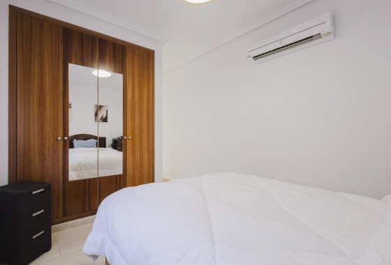 Rynek wtórny - Szeregowiec - Torrevieja - Aguas Nuevas