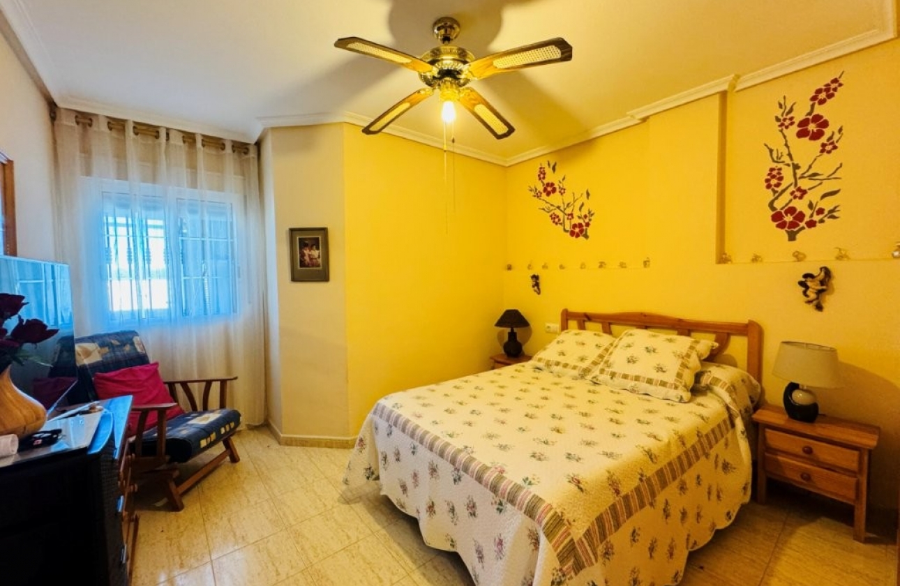 Rynek wtórny - Apartament - Torrevieja - La Mata