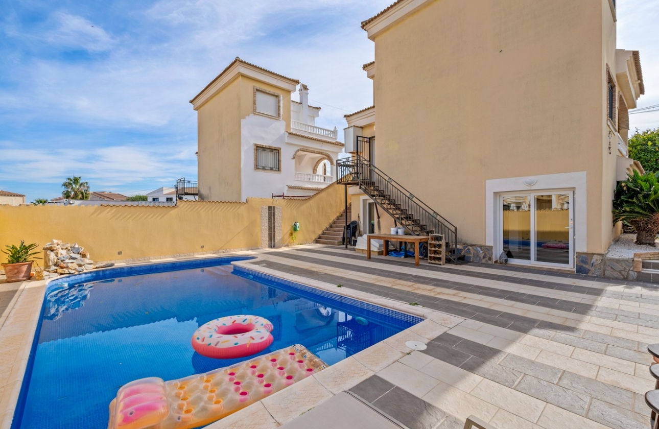 Rynek wtórny - Villa - Orihuela Costa - Castillo de Don Juan