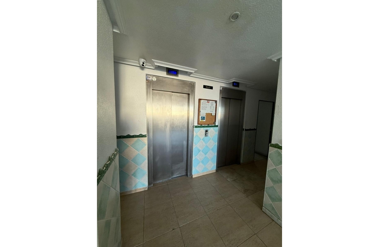 Resale - Apartment - Torrevieja