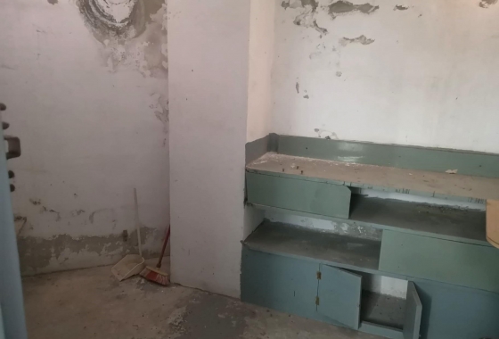 Rynek wtórny - Storeroom - Torrevieja - Estacion de autobuses