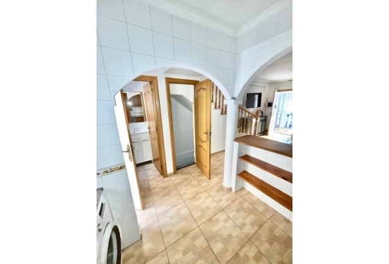 Rynek wtórny - Szeregowiec - Orihuela Costa - Play Flamenca