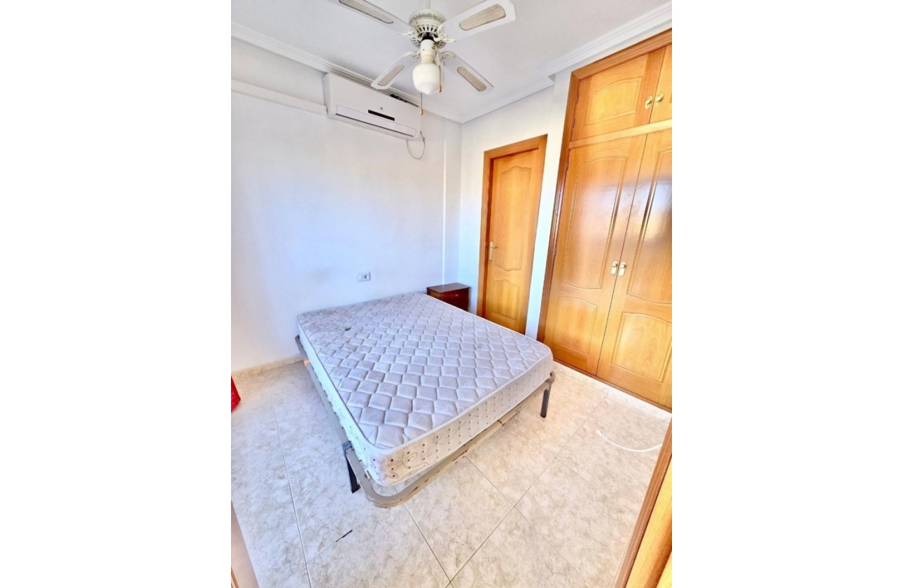 Rynek wtórny - Szeregowiec - Orihuela Costa - Play Flamenca