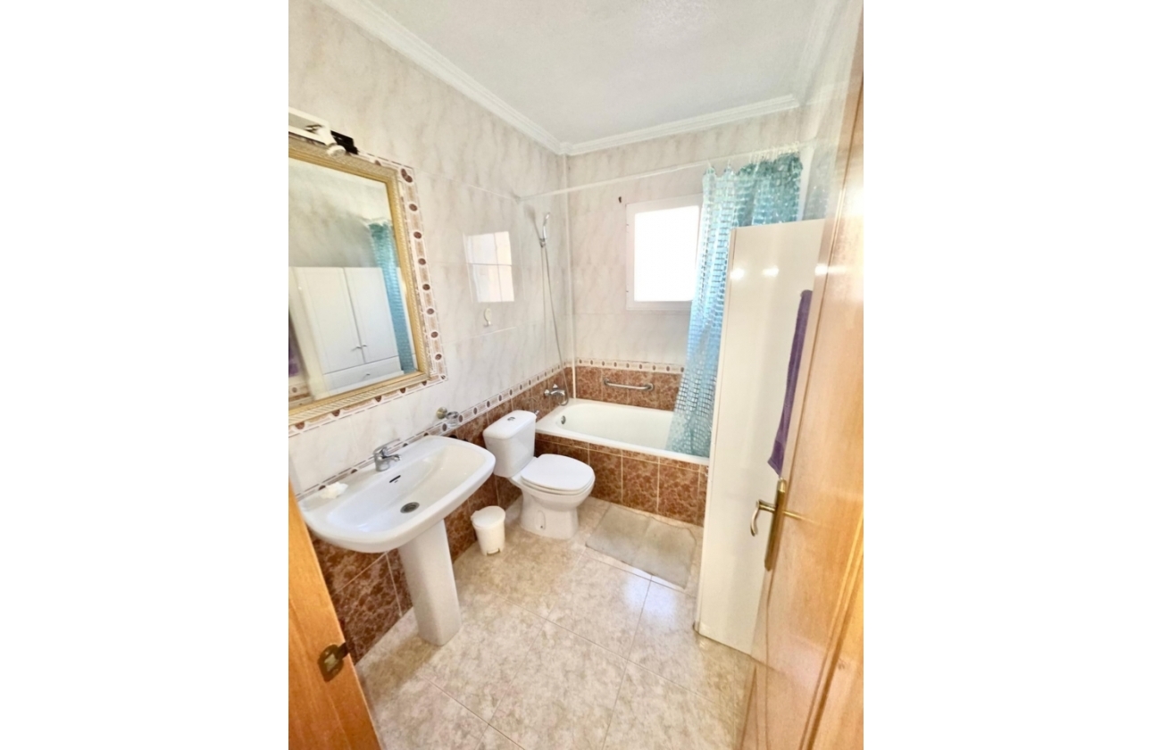 Rynek wtórny - Szeregowiec - Orihuela Costa - Play Flamenca