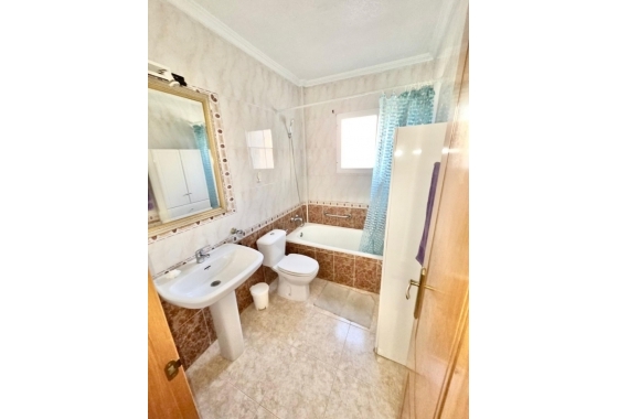 Rynek wtórny - Szeregowiec - Orihuela Costa - Play Flamenca