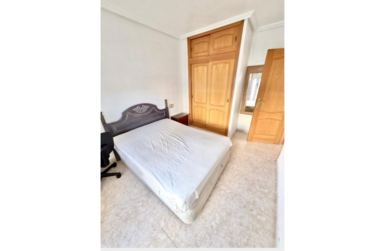 Rynek wtórny - Szeregowiec - Orihuela Costa - Play Flamenca