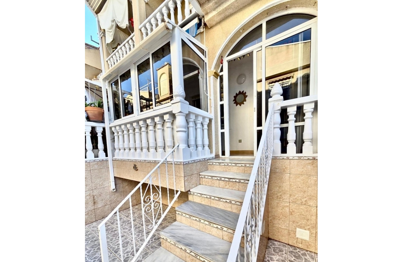 Rynek wtórny - Szeregowiec - Orihuela Costa - Play Flamenca