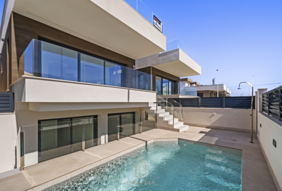 Rynek wtórny - Villa - Torrevieja - La Mata