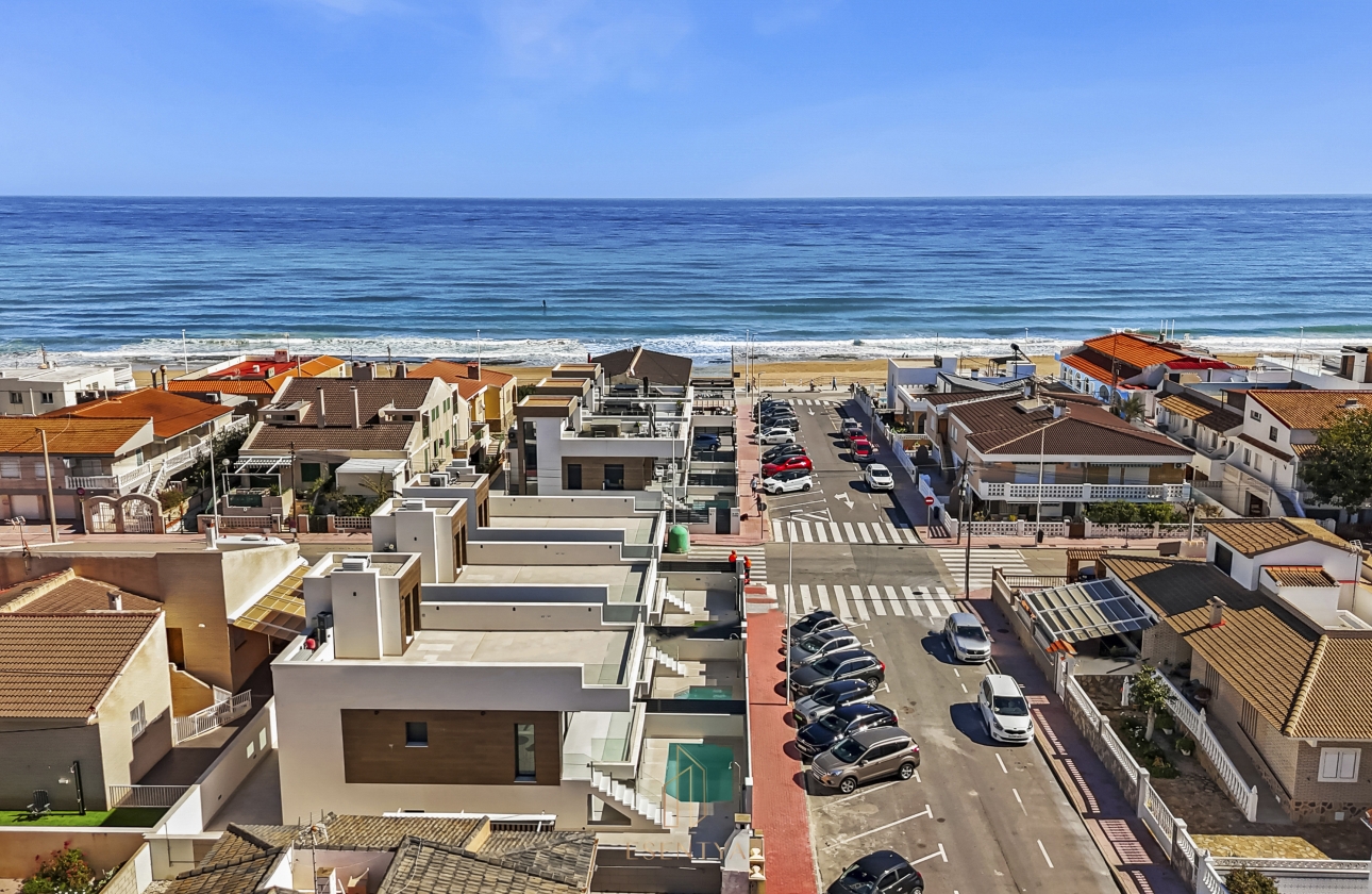Rynek wtórny - Villa - Torrevieja - La Mata