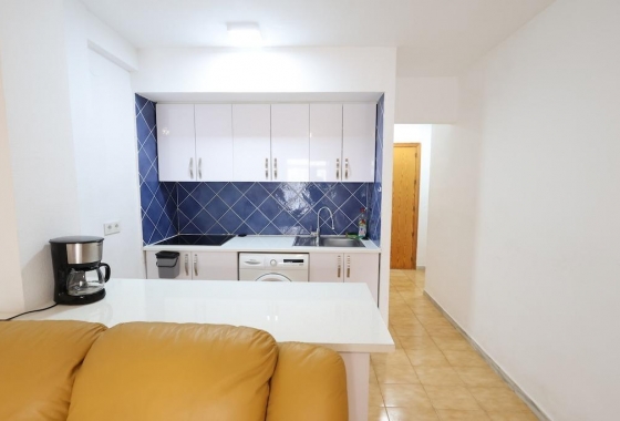 Resale - Apartment - Torrevieja - La Veleta