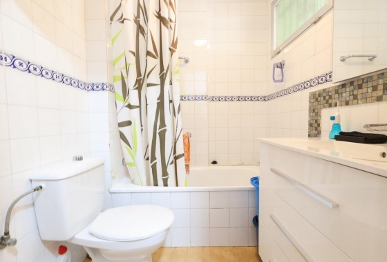 Resale - Apartment - Torrevieja - La Veleta