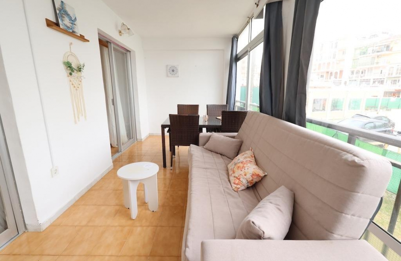 Resale - Apartment - Torrevieja - La Veleta