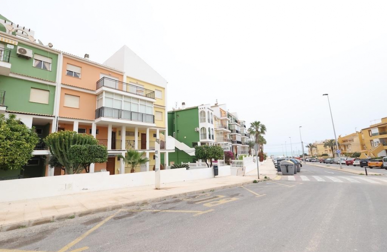 Resale - Apartment - Torrevieja - La Veleta