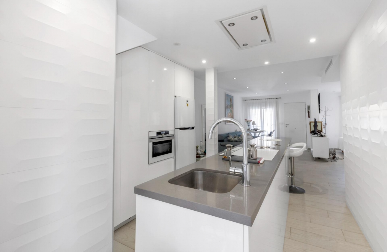 Rynek wtórny - Bungalow - Guardamar del Segura - Urbanizaciones