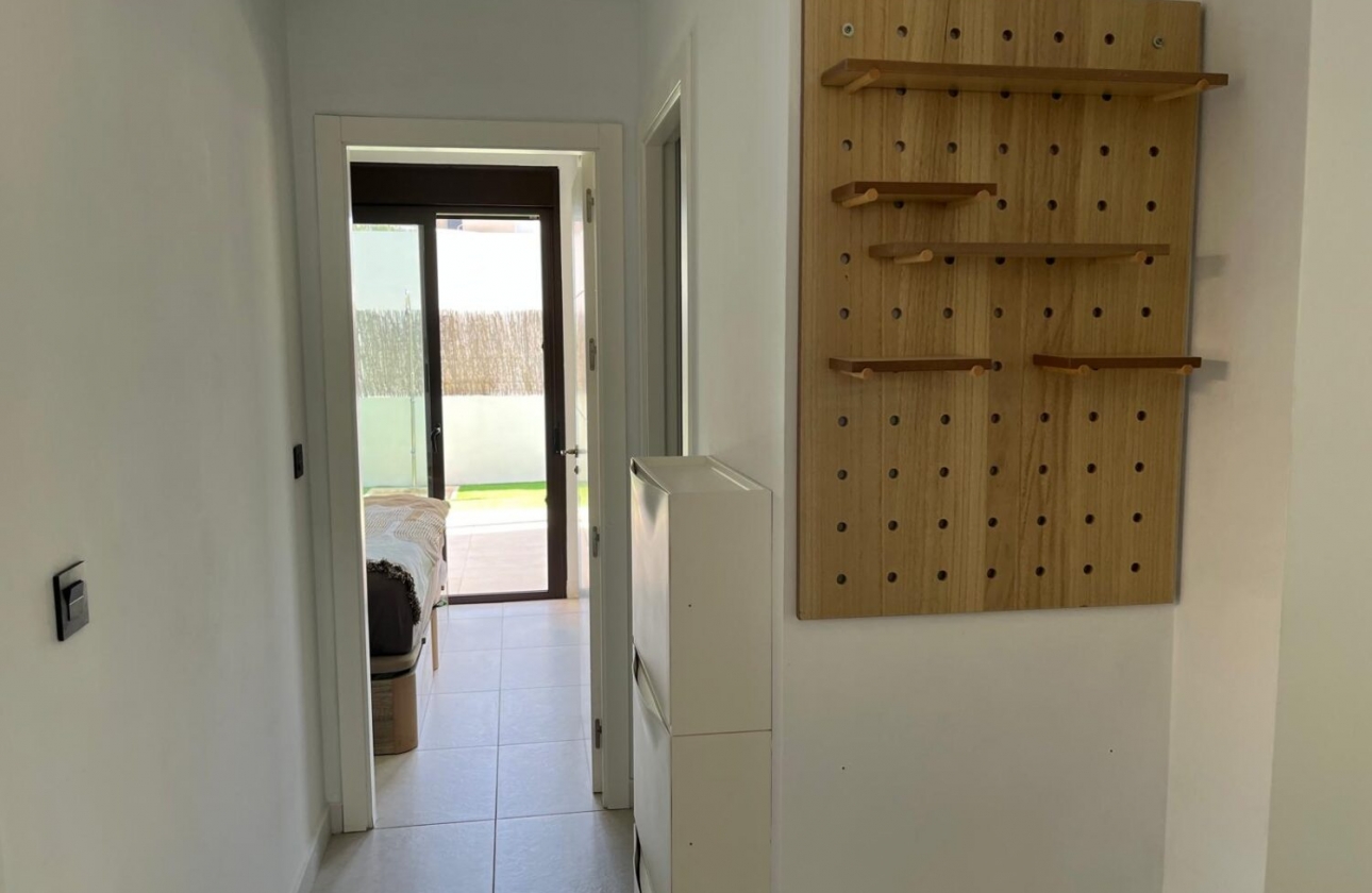 Rynek wtórny - Villa - Orihuela Costa - Lomas de Cabo Roig