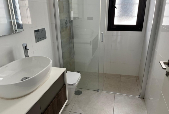 Rynek wtórny - Villa - Orihuela Costa - Lomas de Cabo Roig