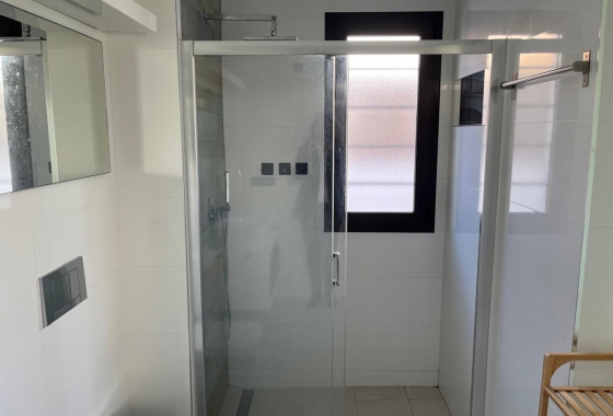 Rynek wtórny - Villa - Orihuela Costa - Lomas de Cabo Roig