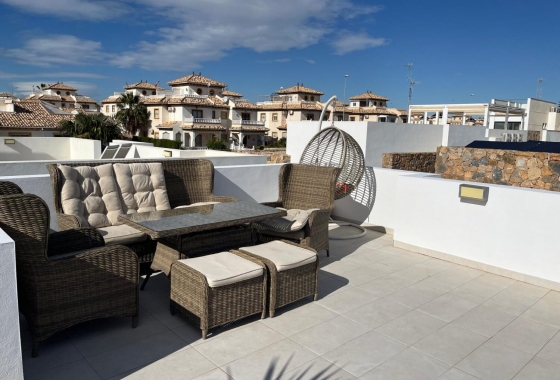 Rynek wtórny - Villa - Orihuela Costa - Lomas de Cabo Roig