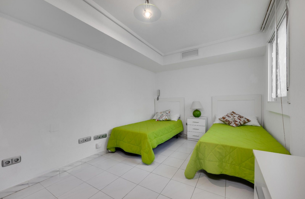 Rynek wtórny - Apartament - Torrevieja - Centro