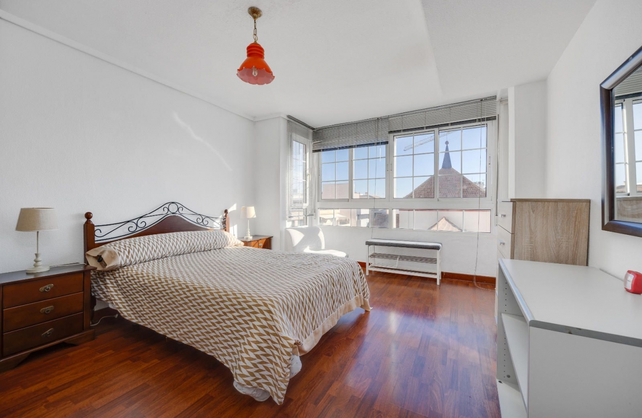 Rynek wtórny - Apartament - Torrevieja - Centro